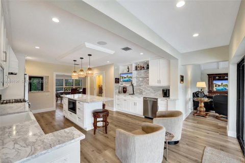 Дом в Форт-Лодердейл, Флорида 3 спальни, 252.88м2 № 2065245