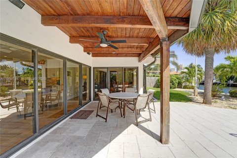 Купить виллу или дом в Форт-Лодердейл, Флорида 3 спальни, 252.88м2, № 2065245 - фото 29