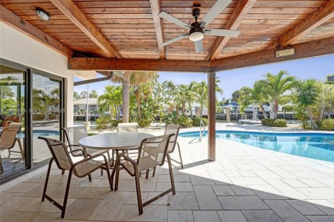 Купить виллу или дом в Форт-Лодердейл, Флорида 3 спальни, 252.88м2, № 2065245 - фото 27