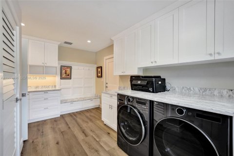 Купить виллу или дом в Форт-Лодердейл, Флорида 3 спальни, 252.88м2, № 2065245 - фото 23