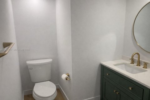Copropriété à louer à North Miami Beach, Floride: 1 chambre, 74.6 m2 № 2029408 - photo 5