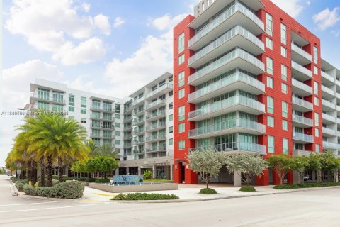 Condo in Doral, Florida, 1 bedroom  № 2016408