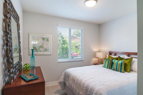 Villa ou maison à louer à Miami, Floride: 2 chambres, 69.68 m2 № 1973715 - photo 7