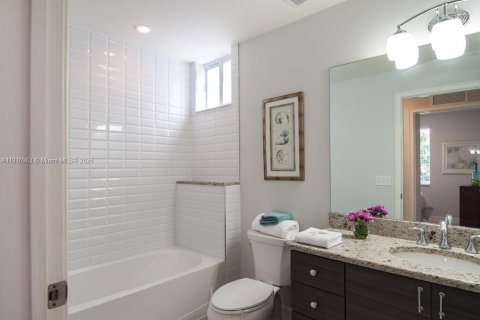 Villa ou maison à louer à Miami, Floride: 2 chambres, 69.68 m2 № 1973715 - photo 6