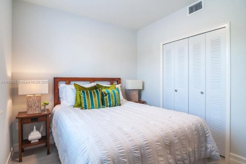 Villa ou maison à louer à Miami, Floride: 2 chambres, 69.68 m2 № 1973715 - photo 8