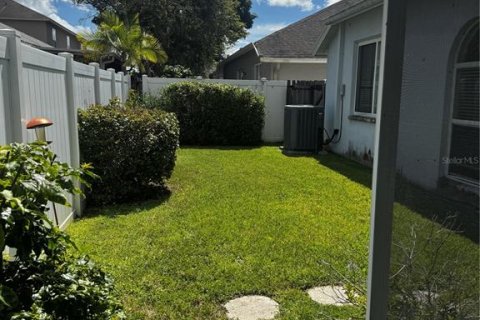 Villa ou maison à vendre à Tampa, Floride: 3 chambres, 142.88 m2 № 2210989 - photo 17