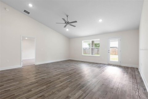 House in Palm Coast, Florida 4 bedrooms, 180.14 sq.m. № 1543565 - photo 5