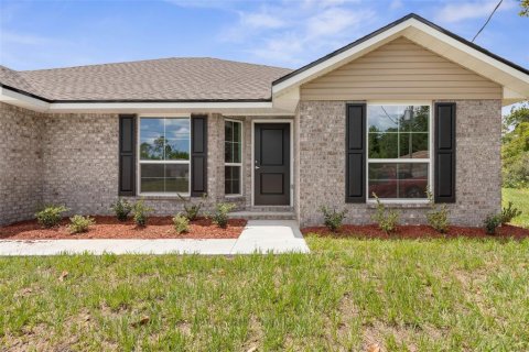 House in Palm Coast, Florida 4 bedrooms, 180.14 sq.m. № 1543565 - photo 3