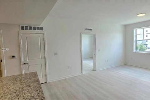 Condo in Orlando, Florida, 3 bedrooms  № 2077576 - photo 14