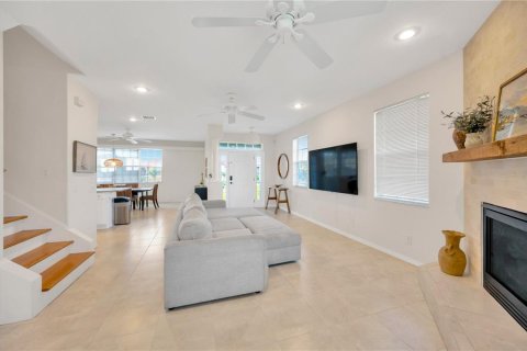 House in Apollo Beach, Florida 5 bedrooms, 273.13 sq.m. № 1662210 - photo 15