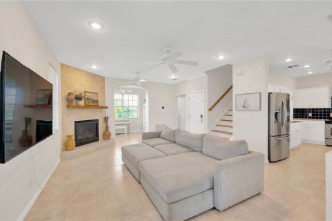 House in Apollo Beach, Florida 5 bedrooms, 273.13 sq.m. № 1662210 - photo 7