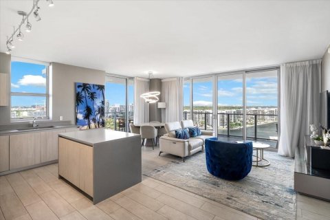 Купить кондоминиум в Холливуд, Флорида 3 комнаты, 99.87м2, № 2147002 - фото 12