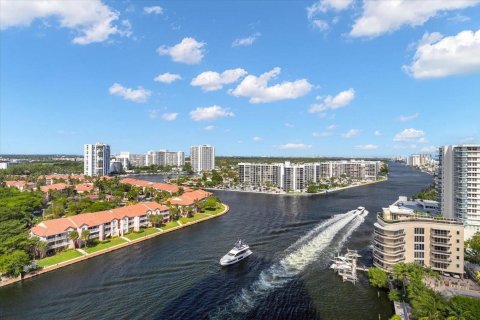 Купить кондоминиум в Холливуд, Флорида 3 комнаты, 99.87м2, № 2147002 - фото 9