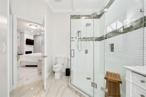 Купить виллу или дом в Уиндермир, Флорида 13 комнат, 312.62м2, № 2350310 - фото 10