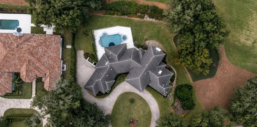 Дом в Уиндермир, Флорида 13 комнат, 312.62м2 № 2350310