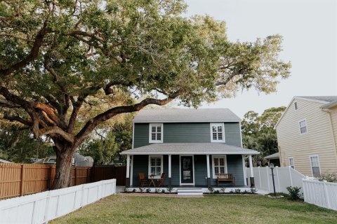 Casa en venta en Sarasota, Florida, 4 dormitorios, 124.86 m2 № 1899159 - foto 2