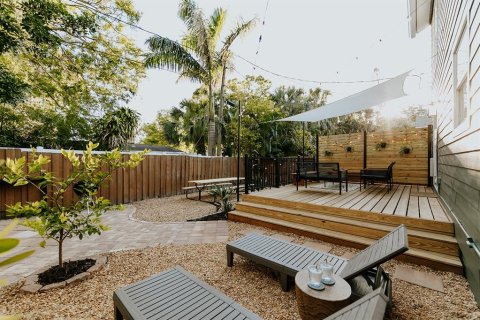 Casa en venta en Sarasota, Florida, 4 dormitorios, 124.86 m2 № 1899159 - foto 3
