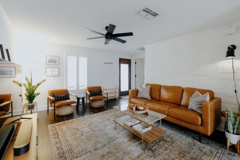 Casa en venta en Sarasota, Florida, 4 dormitorios, 124.86 m2 № 1899159 - foto 5