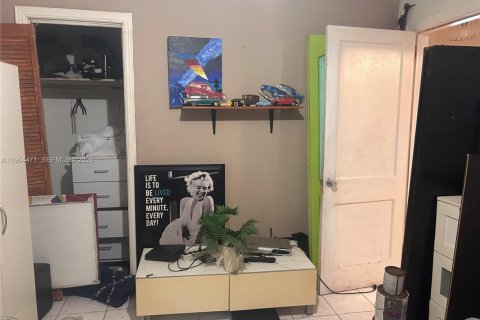 Casa en venta en Miami, Florida, 2 dormitorios, 85.84 m2 № 2025930 - foto 8