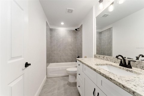 House in Summerfield, Florida 3 bedrooms, 127.83 sq.m. № 1876751 - photo 23