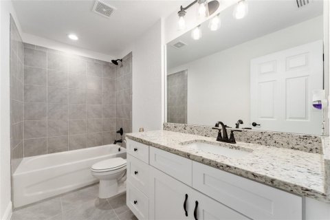 House in Summerfield, Florida 3 bedrooms, 127.83 sq.m. № 1876751 - photo 22