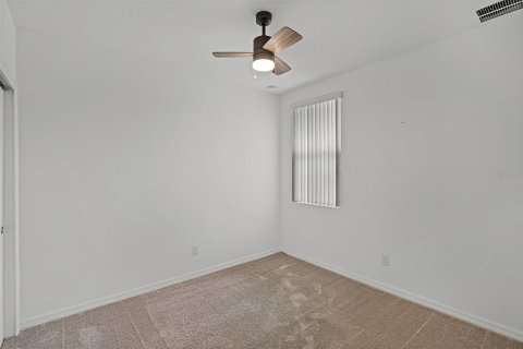 House in Leesburg, Florida 4 bedrooms, 157.93 sq.m. № 1844867 - photo 15