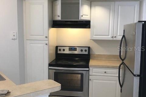 Condo in Orlando, Florida, 1 bedroom  № 2369356 - photo 2