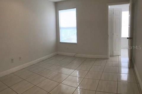 Condo in Orlando, Florida, 1 bedroom  № 2369356 - photo 6