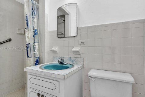 Снять в аренду виллу или дом в Майами-Бич, Флорида 3 спальни, 219.53м2, № 1984420 - фото 25