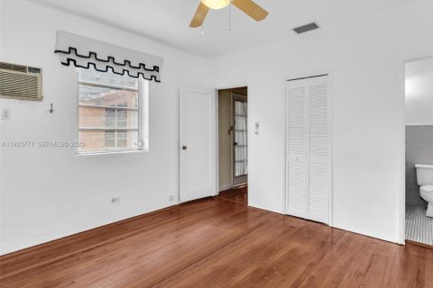 Снять в аренду виллу или дом в Майами-Бич, Флорида 3 спальни, 219.53м2, № 1984420 - фото 22