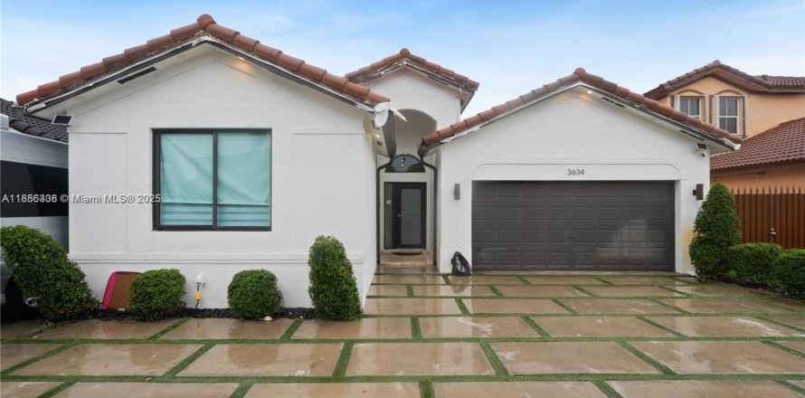Villa ou maison à Miami, Floride 4 chambres, 212.47 m2 № 1933259