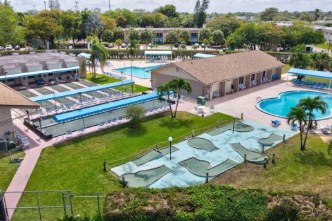 Copropriété à vendre à Palm Springs, Floride: 1 chambre, 83.61 m2 № 2248381 - photo 28