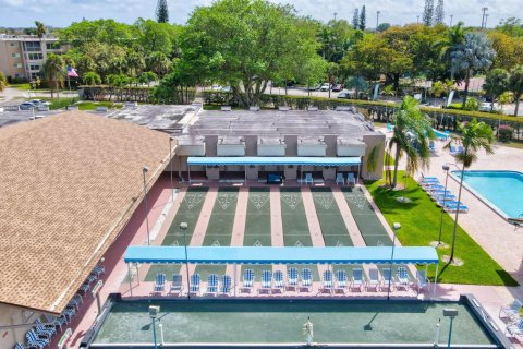 Copropriété à vendre à Palm Springs, Floride: 1 chambre, 83.61 m2 № 2248381 - photo 27