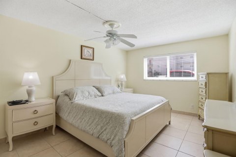Copropriété à vendre à Palm Springs, Floride: 1 chambre, 83.61 m2 № 2248381 - photo 21