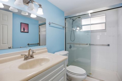 Copropriété à vendre à Palm Springs, Floride: 1 chambre, 83.61 m2 № 2248381 - photo 23