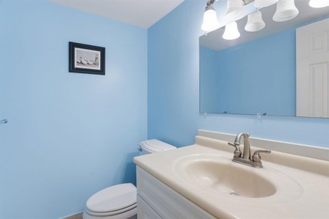 Copropriété à vendre à Palm Springs, Floride: 1 chambre, 83.61 m2 № 2248381 - photo 18