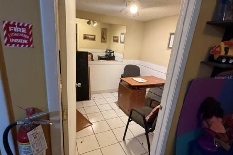 Commercial property in Lakeland, Florida 154.78 sq.m. № 2391017 - photo 13
