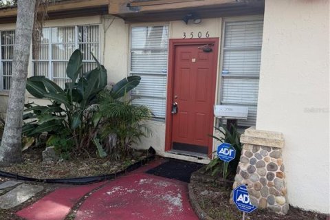 Commercial property in Lakeland, Florida 154.78 sq.m. № 2391017