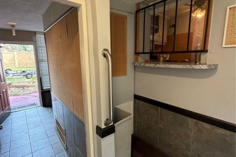Commercial property in Lakeland, Florida 154.78 sq.m. № 2391017 - photo 4