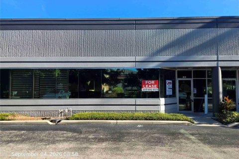 Immobilier commercial à louer à Orlando, Floride: 204.38 m2 № 2404935 - photo 3