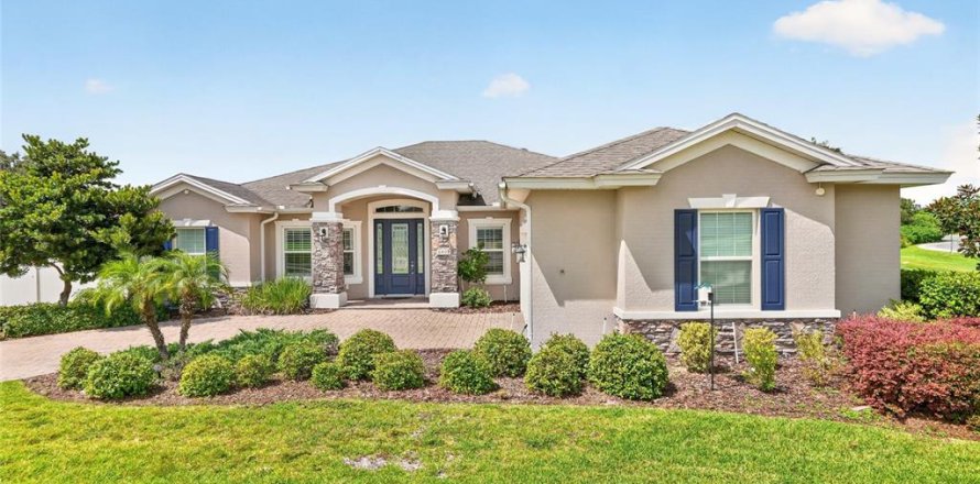 Villa ou maison à Ocala, Floride 3 chambres, 240.8 m2 № 2383598