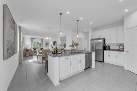 House in Cocoa, Florida 3 bedrooms, 149.02 sq.m. № 1917211 - photo 2