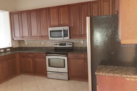 Condominio en alquiler en Port Charlotte, Florida, 3 dormitorios, 170.1 m2 № 2201482 - foto 6