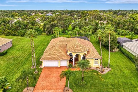 House in Bradenton, Florida 4 bedrooms, 281.22 sq.m. № 1899333 - photo 3