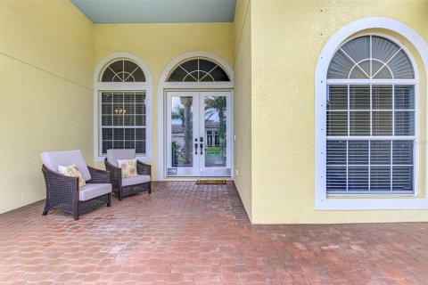 House in Bradenton, Florida 4 bedrooms, 281.22 sq.m. № 1899333 - photo 12