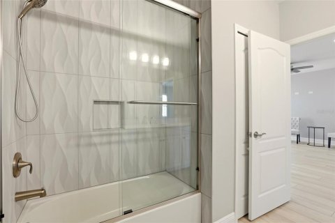 Купить таунхаус в Лейквуд Ранч, Флорида 3 комнаты, 210.14м2, № 2429633 - фото 24