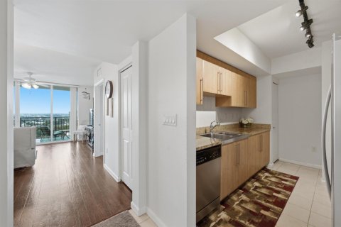 Copropriété à vendre à Fort Lauderdale, Floride: 2 chambres, 92.9 m2 № 2356952 - photo 11
