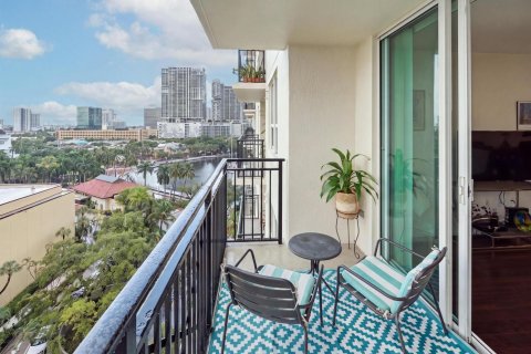 Copropriété à vendre à Fort Lauderdale, Floride: 2 chambres, 92.9 m2 № 2356952 - photo 3