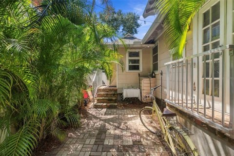 Villa ou maison à vendre à Saint Petersburg, Floride: 3 chambres, 127.65 m2 № 2395810 - photo 3