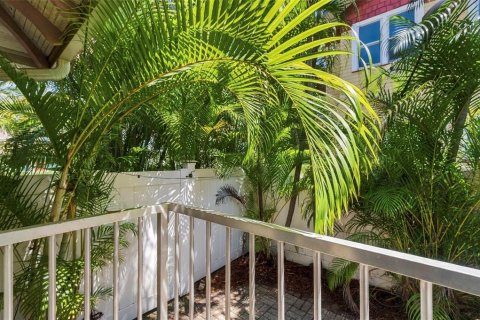 Villa ou maison à vendre à Saint Petersburg, Floride: 3 chambres, 127.65 m2 № 2395810 - photo 5